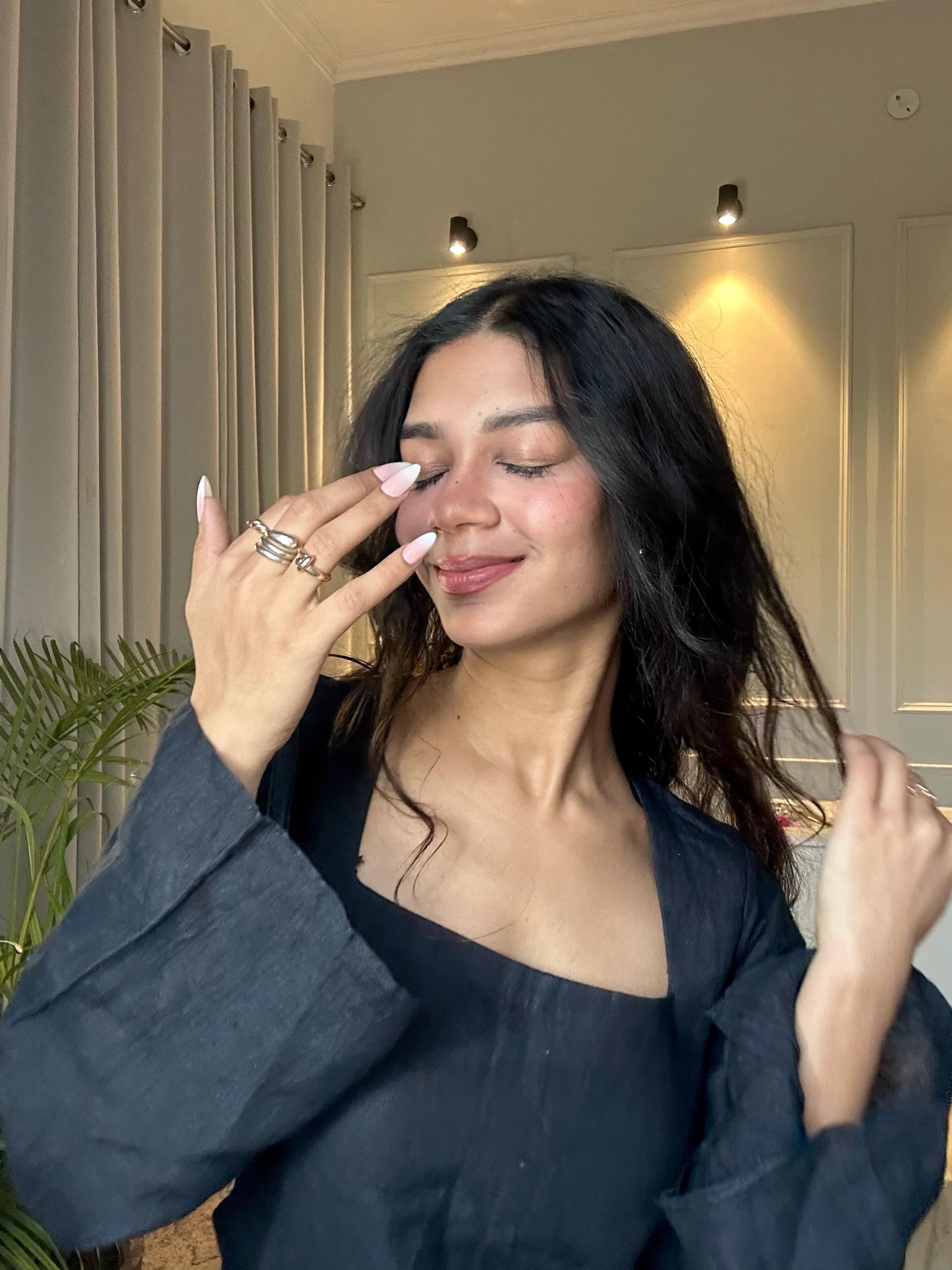 NAOMI BLACK TOP