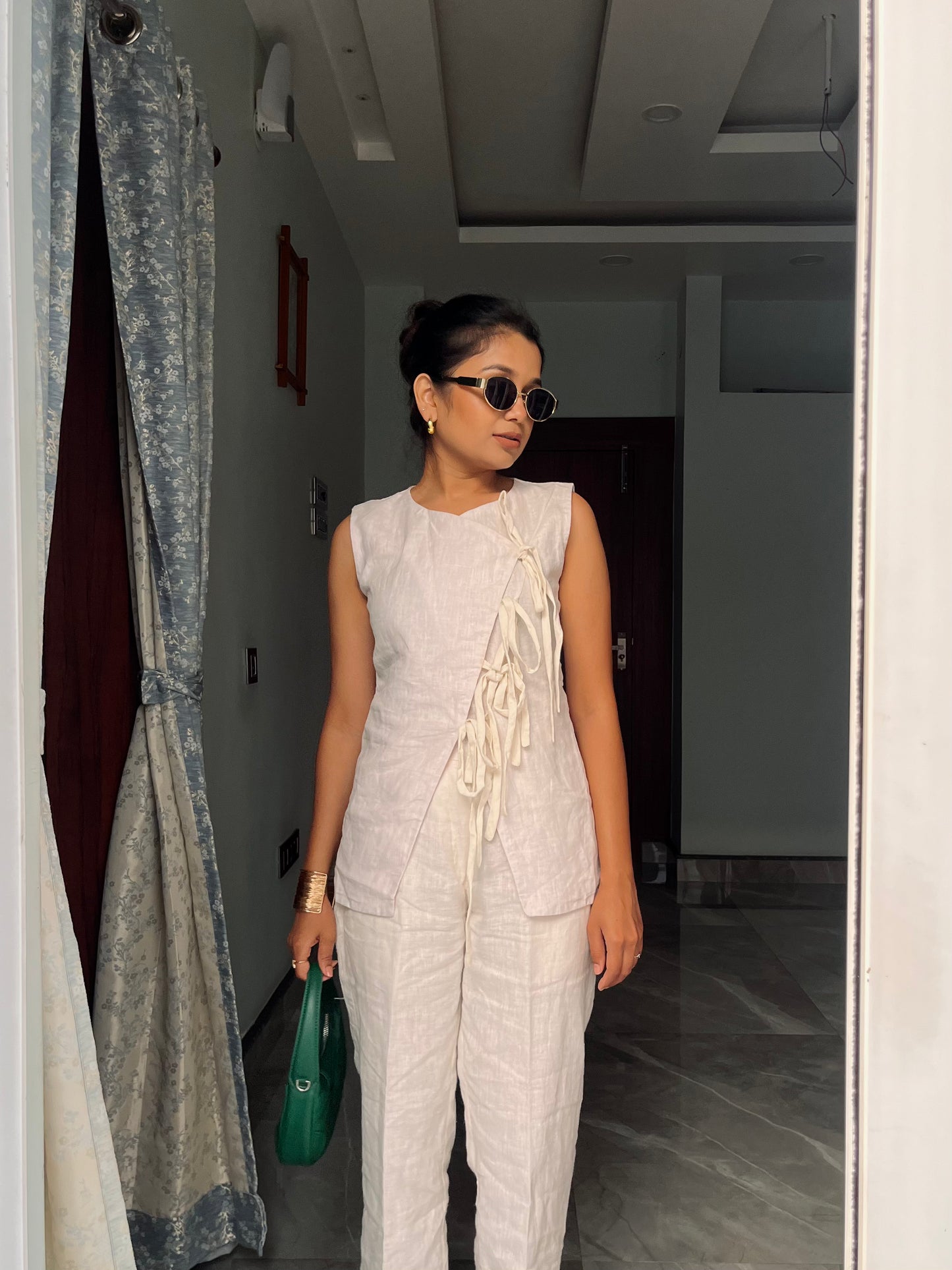 NOAH OFF WHITE TROUSERS